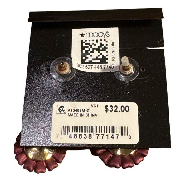 NWT Guess Gold-Tone Crystal Flower 2” Drop Earrings - Picture 3 of 3